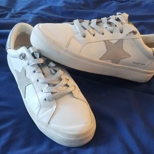 White Sneakers with Silver Star and Laces
